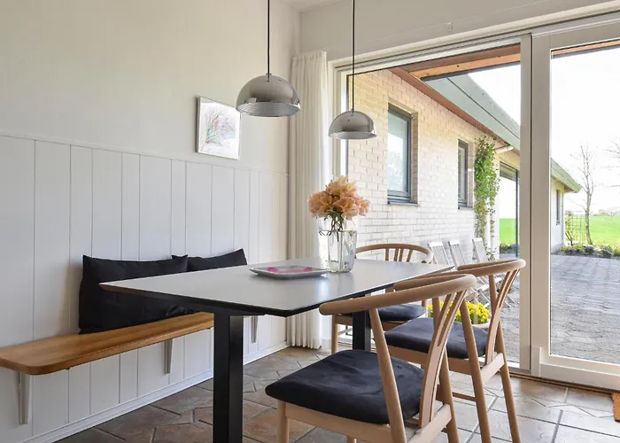 Awesome In With Kitchen 別荘